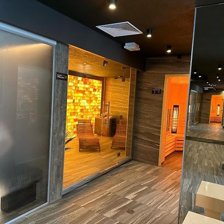 Baltic Comfort Spa Apartment With Free Pool, Saunas & Fitness - Kasprowicza 20 Kołobrzeg Esterno foto