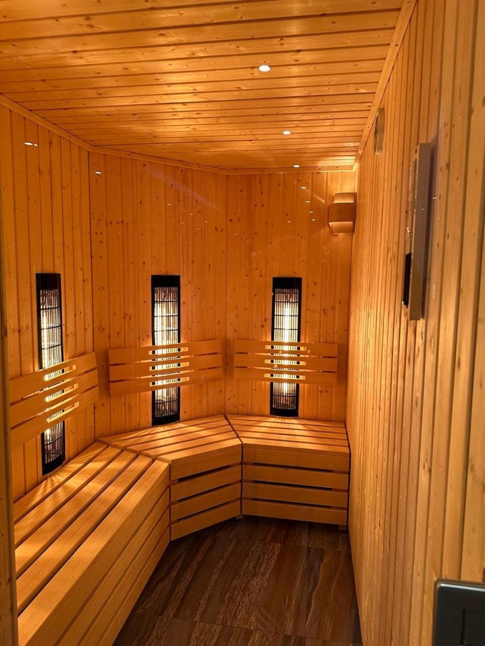 Baltic Comfort Spa Apartment With Free Pool, Saunas & Fitness - Kasprowicza 20 Kołobrzeg Esterno foto
